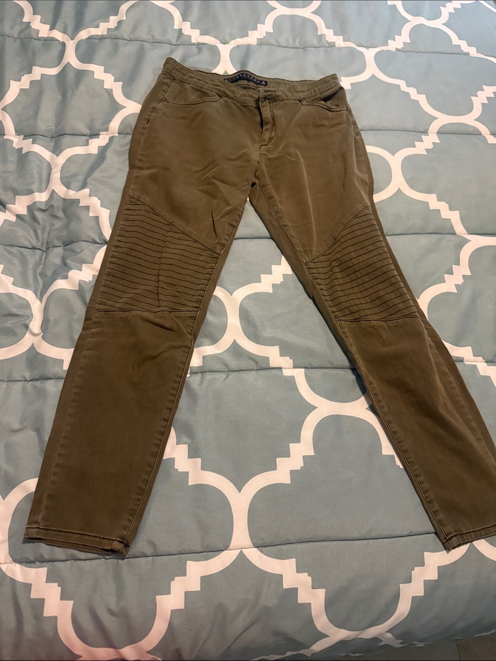 Tinseltown Women Olive Moto Slim Fit Pants sz7